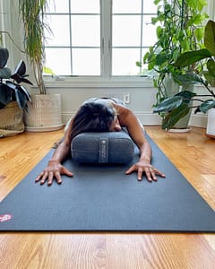 Dushi Yoga Bonaire Manduka yoga products